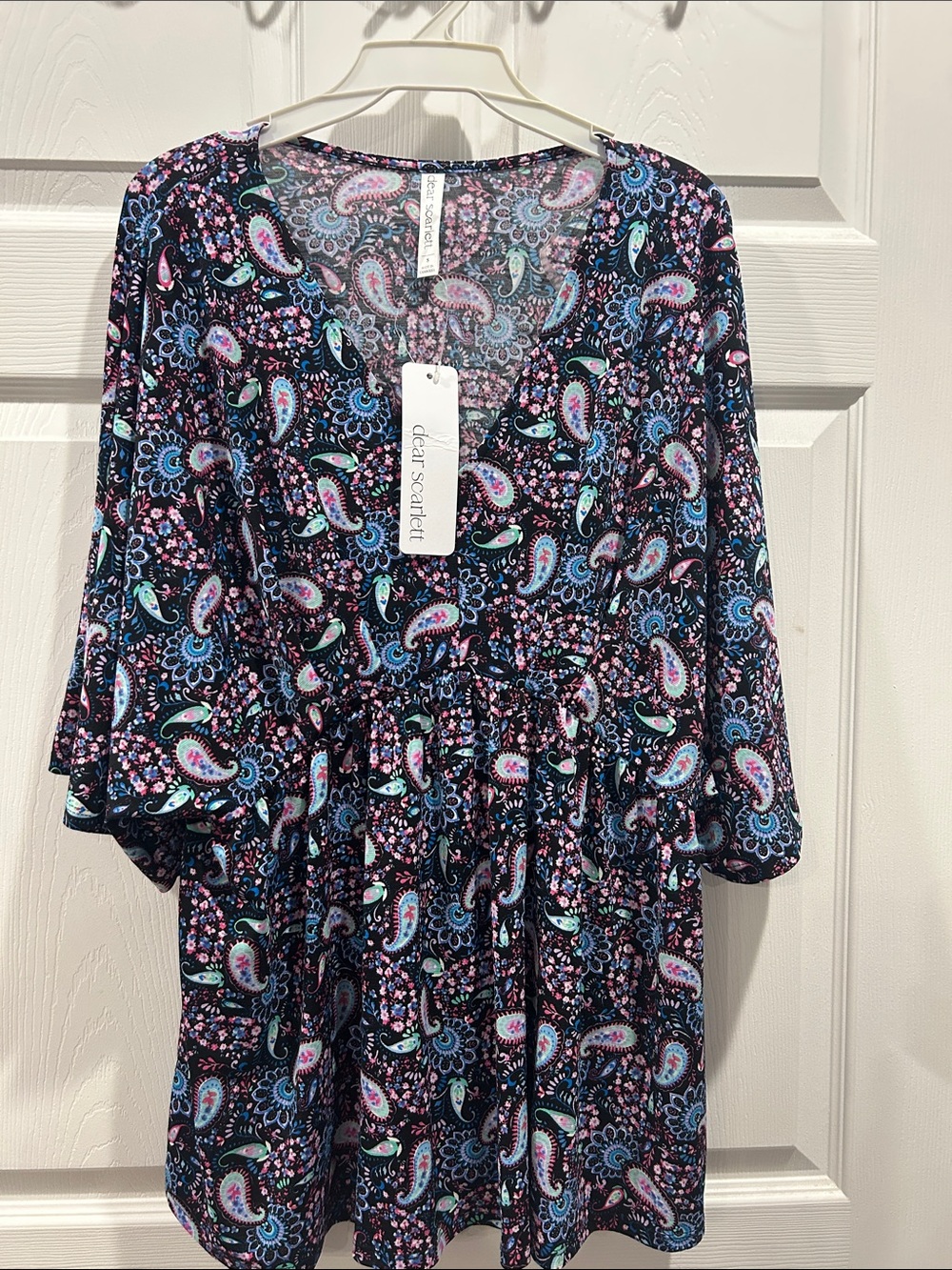 NWT dear Scarflet black Paisley V-Neck Top